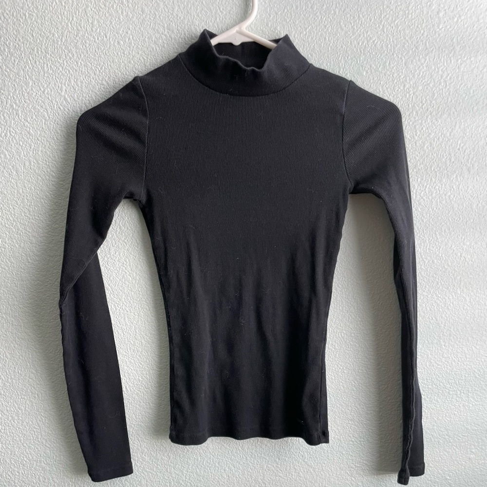 black tight hollister turtle neck!